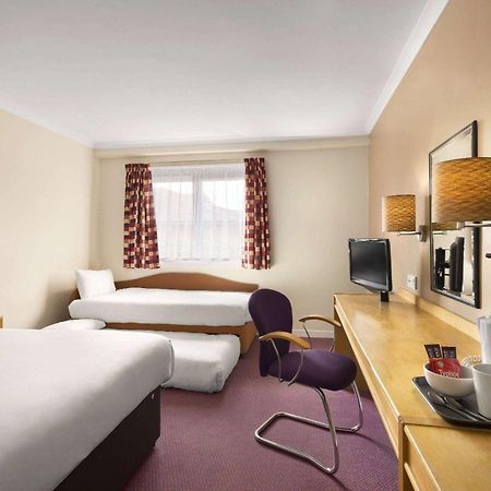 Days Inn Hamilton Dış mekan fotoğraf