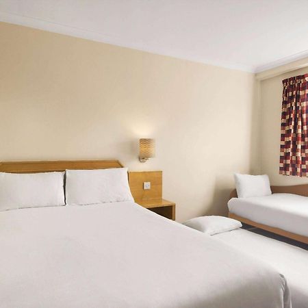 Days Inn Hamilton Dış mekan fotoğraf