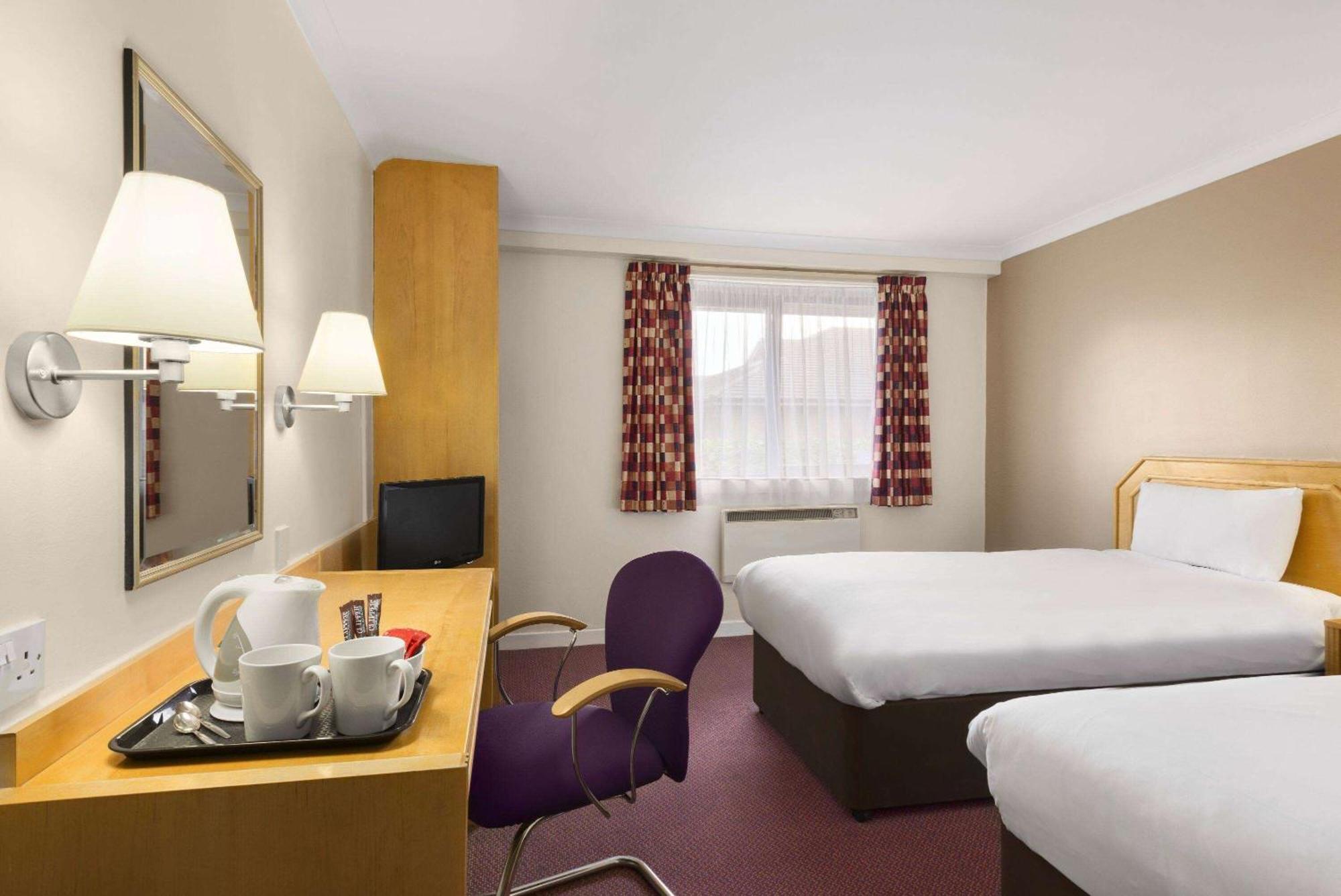 Days Inn Hamilton Dış mekan fotoğraf
